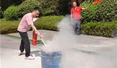 以演筑“防” ，，，，以讲防“患” | 兴城住房公司联合人居智慧公司开展消防应急演练